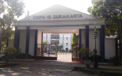 Peran SMPN 10 Surakarta pada Sejarah Pendidikan Kota Solo.